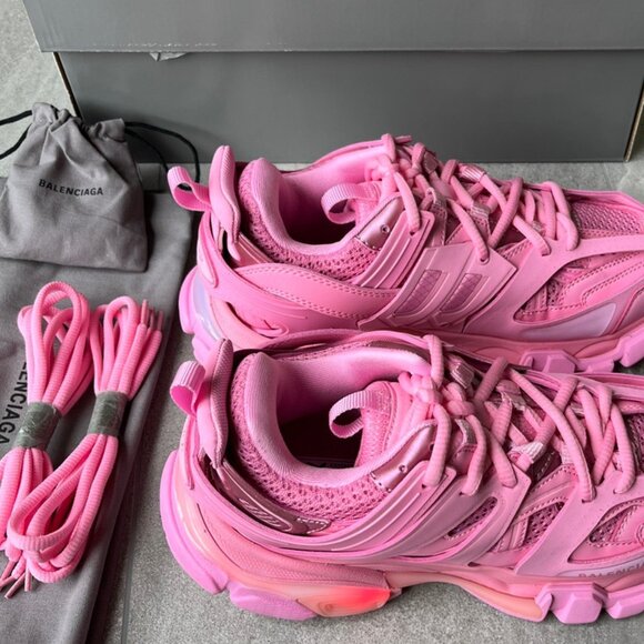 Balenciaga Red LED Track Sneakers Size 7 - Picture 3 of 8